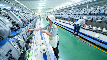 巴音郭楞 集群发展 乘风破浪 纺织技术开发